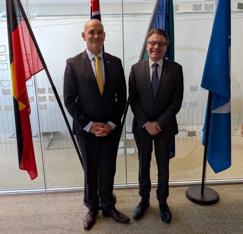 Chris Field, President of the International Ombudsman Institute (IOI) and Western Australian Ombudsman, with Mr Bruce Edwards, Australian Ambassador to Ukraine